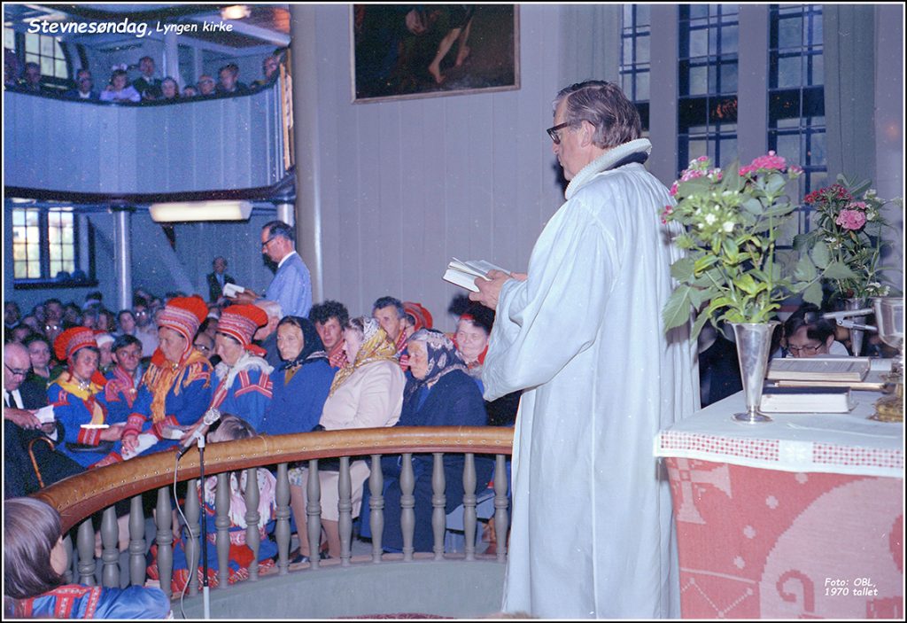 Prost Asbjørn Flokkmann på stevnesøndag i Lyngen kirke i 1970. (Foto: Olav Berg Lyngmo)